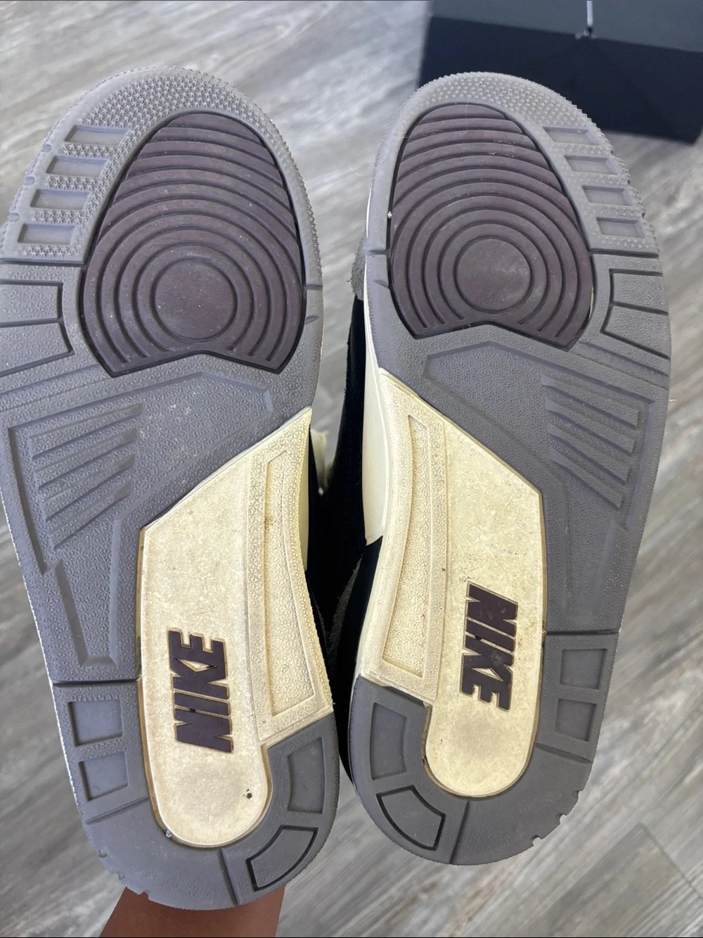 Jordan 3 A Ma Maniere collab with special edition box and accessories